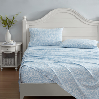 Laura Ashley - Full Sheets Cotton Percale Bedding Set Lett og ?ndbar boligindretning (Heirloom Ditzy Blue Full)