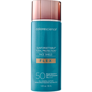 Total Protection Face Shield Flex SPF 50, Medium / 55 ml