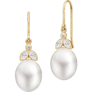 Tasha Earrings White Pearl