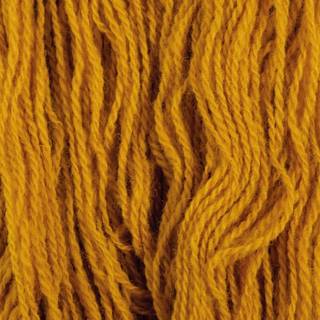 Järbo 2 tr Ull 100g 74117 Golden charm Indhold: 100% Uld Vægt/længde: 100 g = ca. 300 meter Anbefalede pinde: 3.50 mm Strikkefasthed: 10 x 10 cm = 21 m x 30 p Håndvask / Tørres fladt.