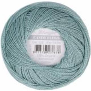 Scheepjes Candy Floss 528 Sølvblå Indhold: 100% merceriseret bomuld Anbefalede pinde: 0.75-1.25 mm Vægt/løbelængde: 20 gr = 165 meter Maskinvask: 40℃/Tørres fladt.