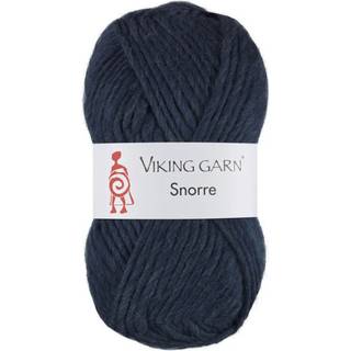 Viking Snorre 226 Marine Indhold: 100% Highland Merino Uld Vægt/længde: 100 g = ca. 100 meter Anbefalede pinde: 7.00-8.00 mm Strikkefasthed: 10 cm = 12 m Vask: Skånevask 30°C uden skyllemiddel / Tåler ikke tørretumbling / Tørres fladt.