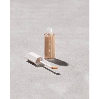 Fenty Beauty - We're Even Hydrating Longwear Concealer - We're Even Hydrating Concealer 20n - For Women - Beige