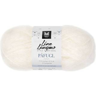 Dale Line Langmo Påfugl 0020 Natur Indhold: 73% Mohair, 22% Uld, 5% Polyamid Vægt/længde: 50 g = ca. 90 m Anbefalede pinde: 7 - 9 mm Strikkefasthed: 10 cm = 12 m (pind 7) / 10 m (pind 9) Maskinvask: Uldprogram 30°.