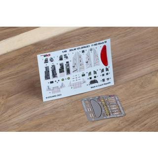 F-16D Block 50 SPACE 1/48 KINETIC