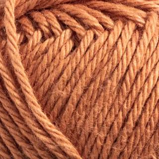 Svarta Fåret Tilda Cotton Eco 539 Russet orange Indhold: 100% økologisk bomuld Vægt/længde: 25 g = ca 75 meter Anbefalede pinde: 3.50 mm Strikkefasthed: 10 x 10 cm = 26 m x 35 p Vask: Maskinvask 30°C / Tåler ikke tørretumbling / Tørres fladt.