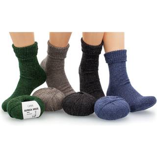 Lang Yarns Alpaca Soxx 4-ply 0098 Indhold: 70% Superfine alpaca, 30% Nylon Vægt/længde: 100 g = ca. 390 m Anbefalede pinde: 2,5-3,5 mm Strikkefasthed: 10x10 cm = 30 m x 41 r Vask: Max 30 °C / Kan tørretumbles ved lav varme / Brug vaskemiddel til finvask uden skyllemiddel.