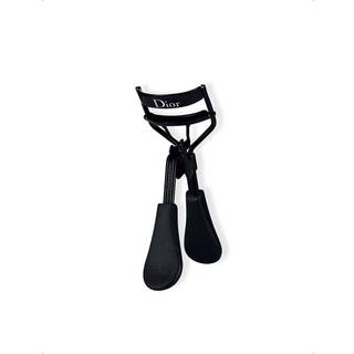 Dior Backstage - Eyelash Curler-Eyelash curler - Ultra-smooth squeeze - Instant perfect curl