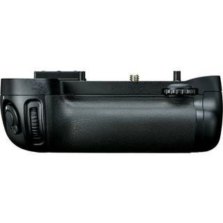 Nikon MB-D15