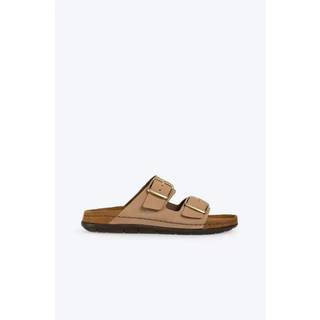 Sandaler, Natur, 38