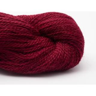 BC Garn Babyalpaca 10/2 RAS 08 Bourgogne RAS Indhold: 100% Alpaca Vægt/længde: 50 g. = ca. 250 meter Anbefalede pinde: 2.5-4mm Strikkefasthed: 10 x 10 cm = 31 m x 42 r Vask: Håndvask/ Tåler ikke tørretumbling.