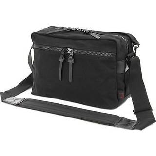 ARTISAN & ARTIST ACAM-3000 Classic Square Shoulder Bag Slim