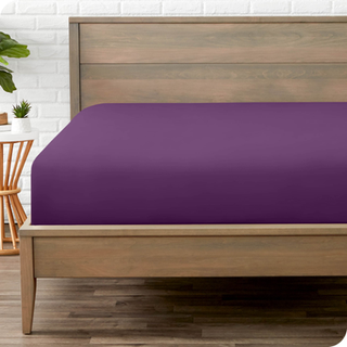 Bare hjem monteret nederste ark King Size - Premium 1800 Microfiber - Ultra -Soft Hotel Luxury - Deep Pocket - Holdable and Langing (King Plum)