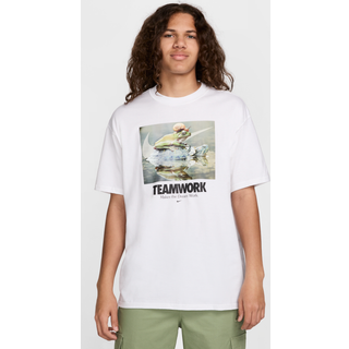 Nike Graphic T Shirt White