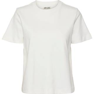 Awnaima T-shirt