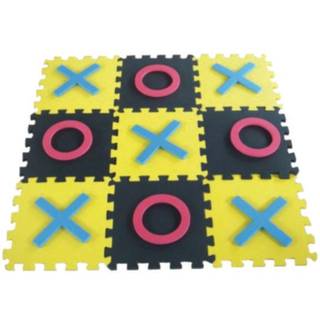 S&S verdensomsp?ndende jumbo skum tic-tac-toe. Tilslut fliser for at skabe enorme 36 """" Sqaure Board -version af klassisk spil. Inkluderer 9 bord