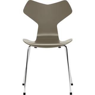 Fritz Hansen - 3130 Grand Prix, Lackad, Olive Green, Underrede Förkromat Stål - Spisebordsstole - Arne Jacobsen - Grøn - Metal/Træ