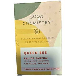 Good Chemistry Queen Bee Eau de Parfum - Sprudlende frugter, frisk blomsterhjerte med solbær, pæon og rav