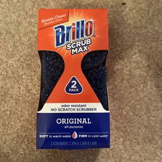 Brillo Scrub Max Heat aktiverede svampe Stærke og langvarige innovative teknologi 2 tælling (2 tælling (pakke med 1) alt formål)