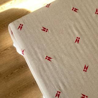 Bomuld Bordløber - Natur m. Broderede Flag - 30 x 180 cm.