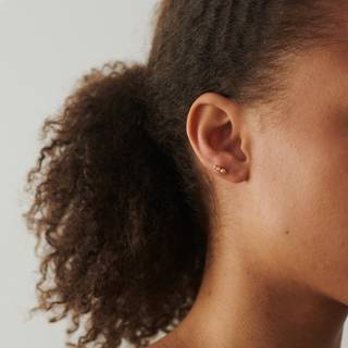 Pernille Corydon Sirius Helix Piercing