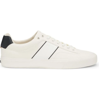 Sneakers i imiteret læder med almindelig og kornet tekstur