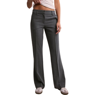 Nelly - Grå - Low Waist Flare Suit Pants - EU 36