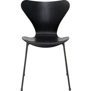Fritz Hansen - Series 7 stol 3107 farvet askefiner stålstel varm grafit black - Spisebordsstole - Arne Jacobsen - Sort - Metal/Træ