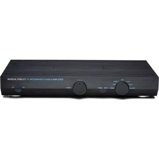 Musical Fidelity A1 integreret forstærker (2x 25W, 8 Ohm)