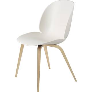 GUBI Beetle Spisebordsstol Træbase Eg Semi Mat/Alabaster Hvid