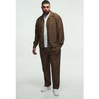 Mens Plus Elevated Pleated Shirt and Straight Fit Trouser Set in Mocha