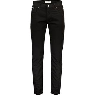 Superflex jeans stay black