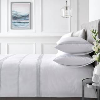 Appletree Appletree White Embroidered Band 100% Cotton Duvet Cover Set