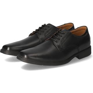 Clarks Tilden Plain Shoe