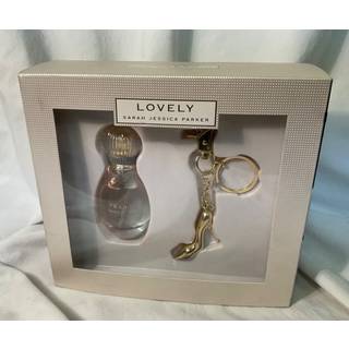 Sarah Jessica Parker - Lovely  Gaveæske - 30 ml Edp & Nøglering