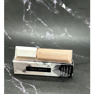 Fenty Beauty - We're Even Hydrating Longwear Concealer - We're Even Hydrating Concealer 10n - For Women - Beige