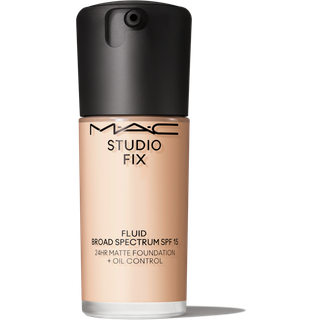 MAC Studio Fix Fluid Foundation SPF15 30 ml NC12