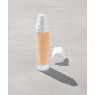 Fenty Beauty - Soft' Lit Naturally Luminous Foundation - Foundation - Luminous Foundation Shade 22 - For Women