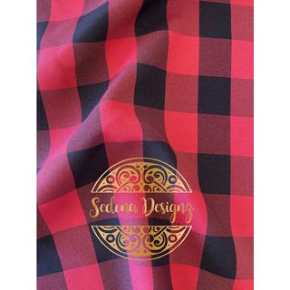 1 """" Kontrolleret Gingham Polypoplin -stof ved g?rden (r?d og sort)