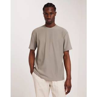 Selected Relax Plisse Tee Vetiver