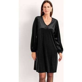 V-udskåret fløjlskjole