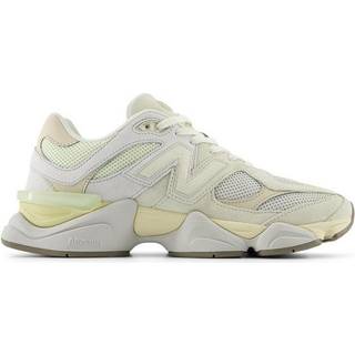 New Balance Unisex 9060 i Grå Suede/Mesh, Størrelse 39.5
