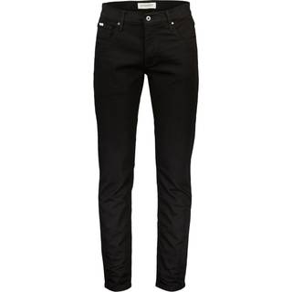 Superflex jeans stay black