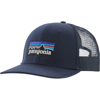 Patagonia P-6 Logo Trucker Hat New Navy, OneSize