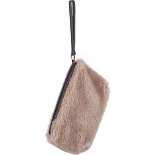 Nelly Clutch