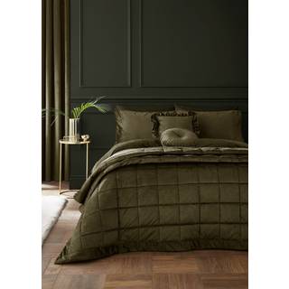 Catherine Lansfield Catherine Lansfield Olive Green Kingsley So Soft Matt Velvet Duvet Cover Set
