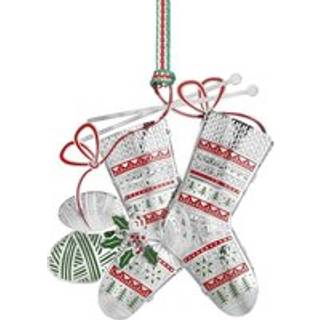 Newbridge LW611 Christmas Stockings - P59182