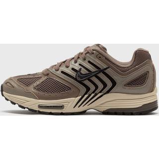 WMNS Air Pegasus 2005 Sneaker in Mink Brown - 7.5