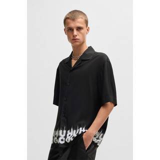 Skjorte med oversize fit og logoprint med røgeffekt i kanten