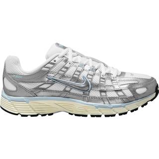 Nike Nike | P-6000 | White sneakers | NAKED Copenhagen White - Størrelse: 36,5 - WHITE/METALLIC SILVER - White - 36,5
